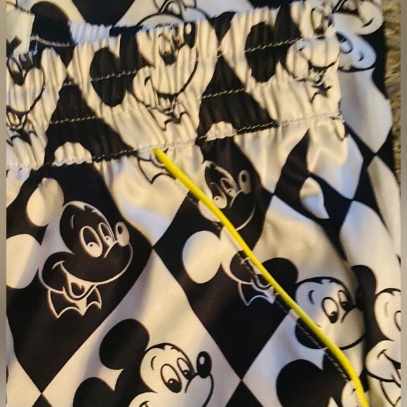 Disney Store Mickey Mouse satin Pajama pants with pockets & draw string waist xs - Picture 4 of 6